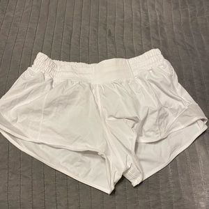 Lululemon Hotty Hot shorts